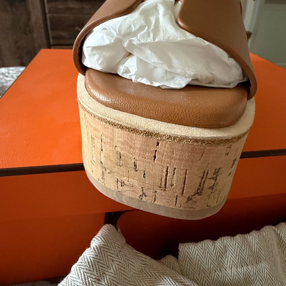 Hermès Eze 30 Natural Sandals - Picture 4 of 12